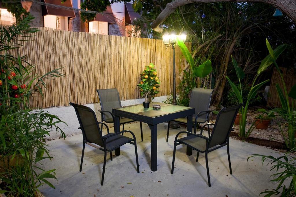 Levy - Neve Tzedek Lejlighedshotel Tel Aviv Værelse billede